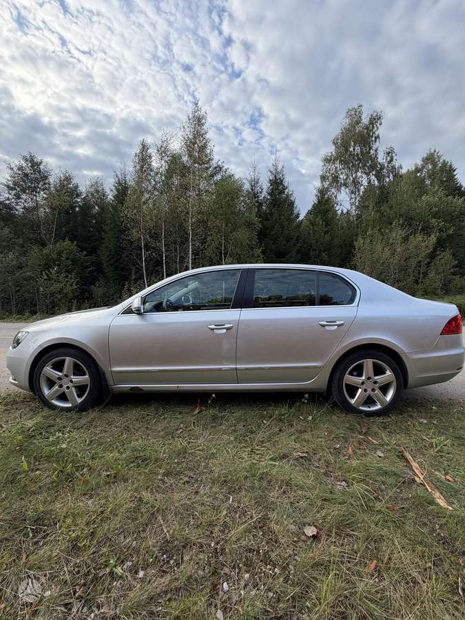 Škoda Superb - 5