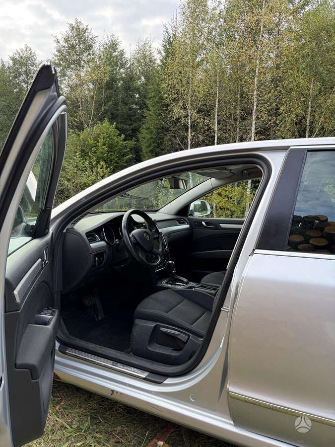 Škoda Superb - 7