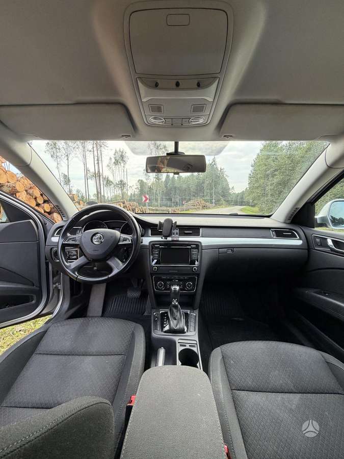 Škoda Superb - 9