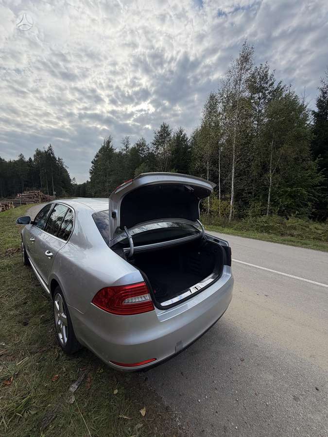 Škoda Superb - 10
