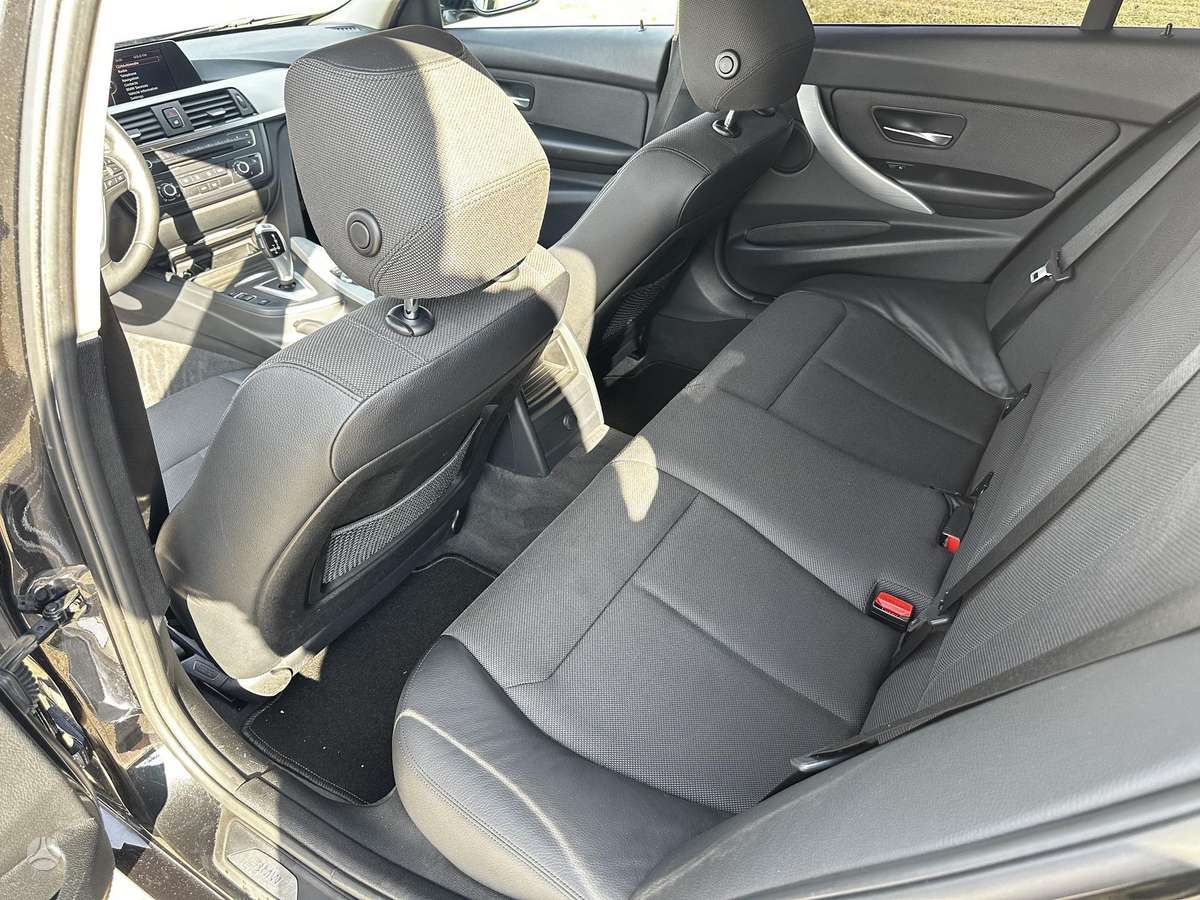 BMW 318, 2.0 l., wagon