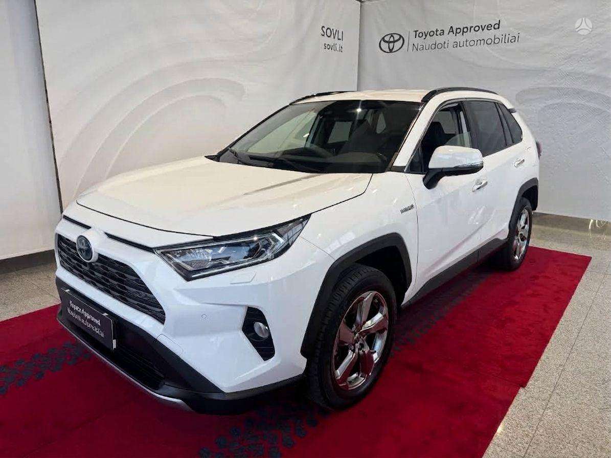 Toyota RAV4 - 1