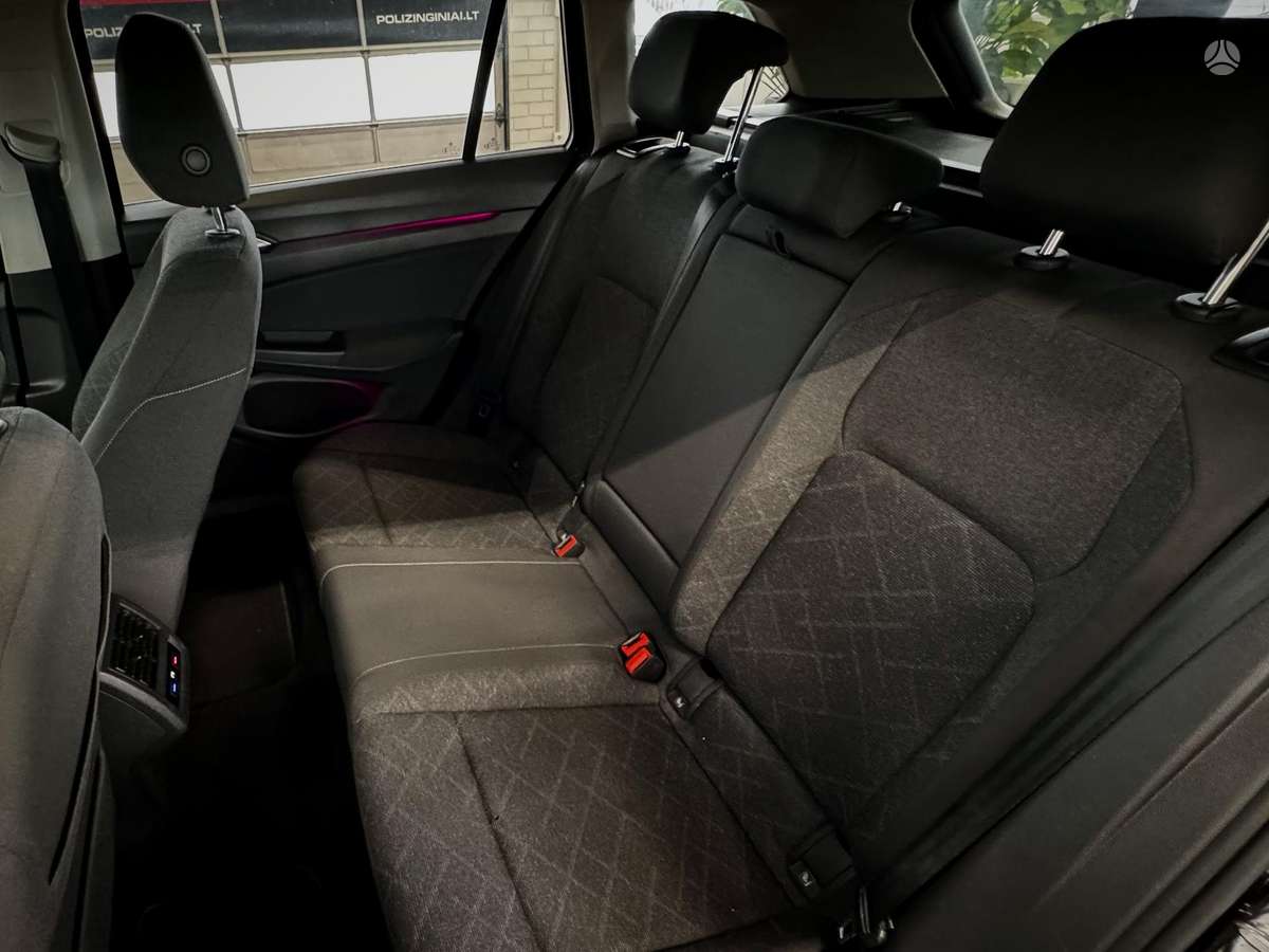Volkswagen Golf - 9