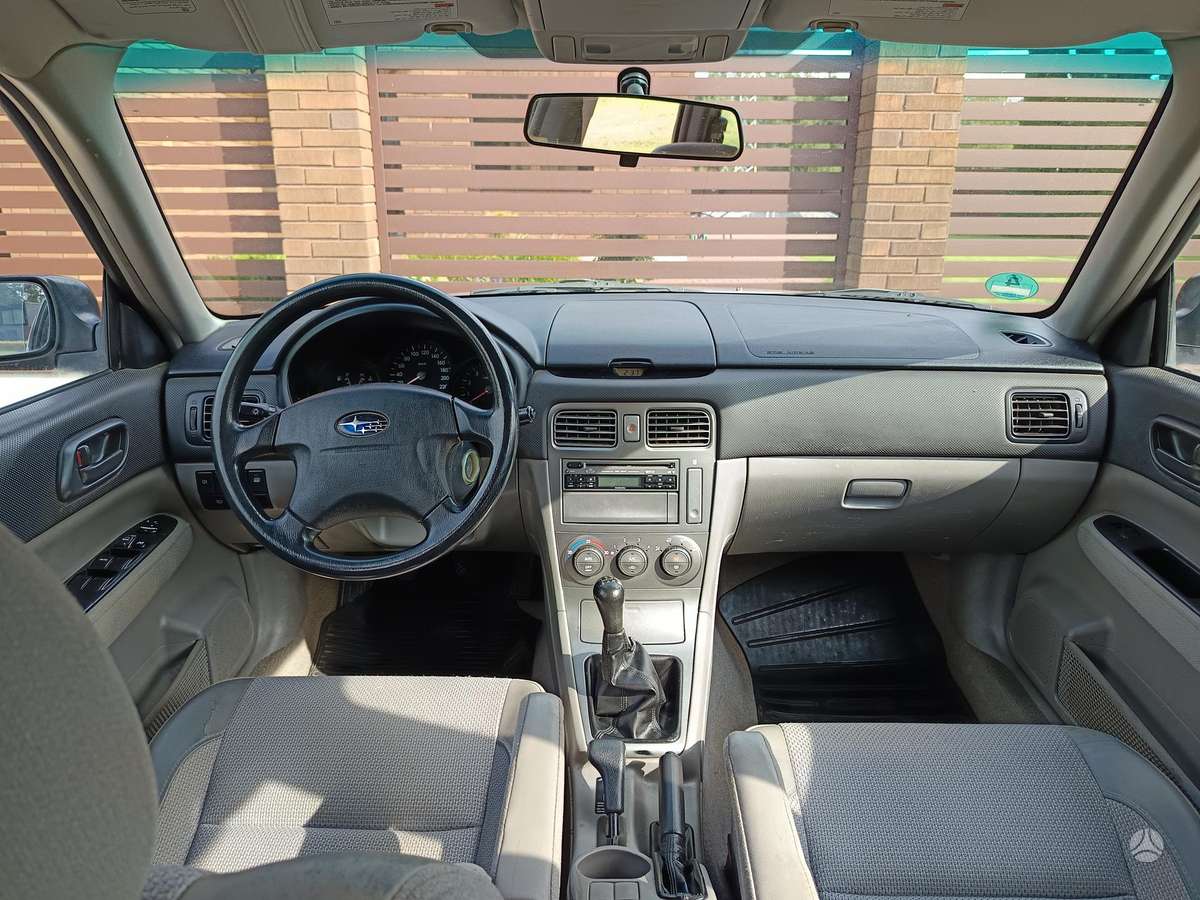 Subaru Forester, 2.0 l., off-road / crossover