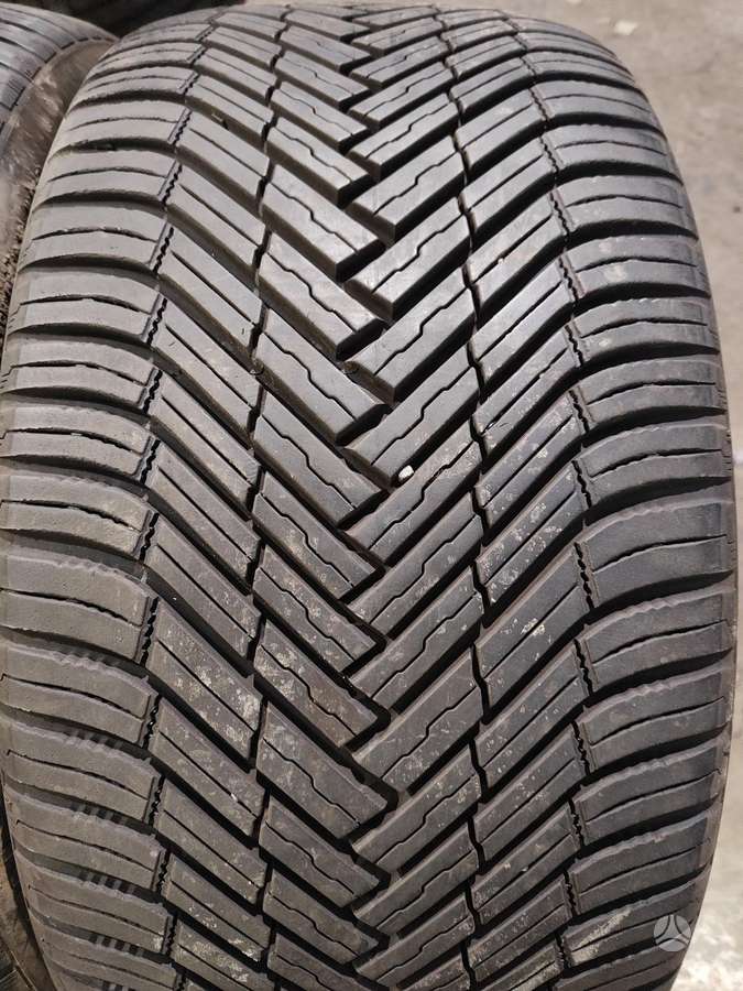 Nexen, universalios 245/35 R20