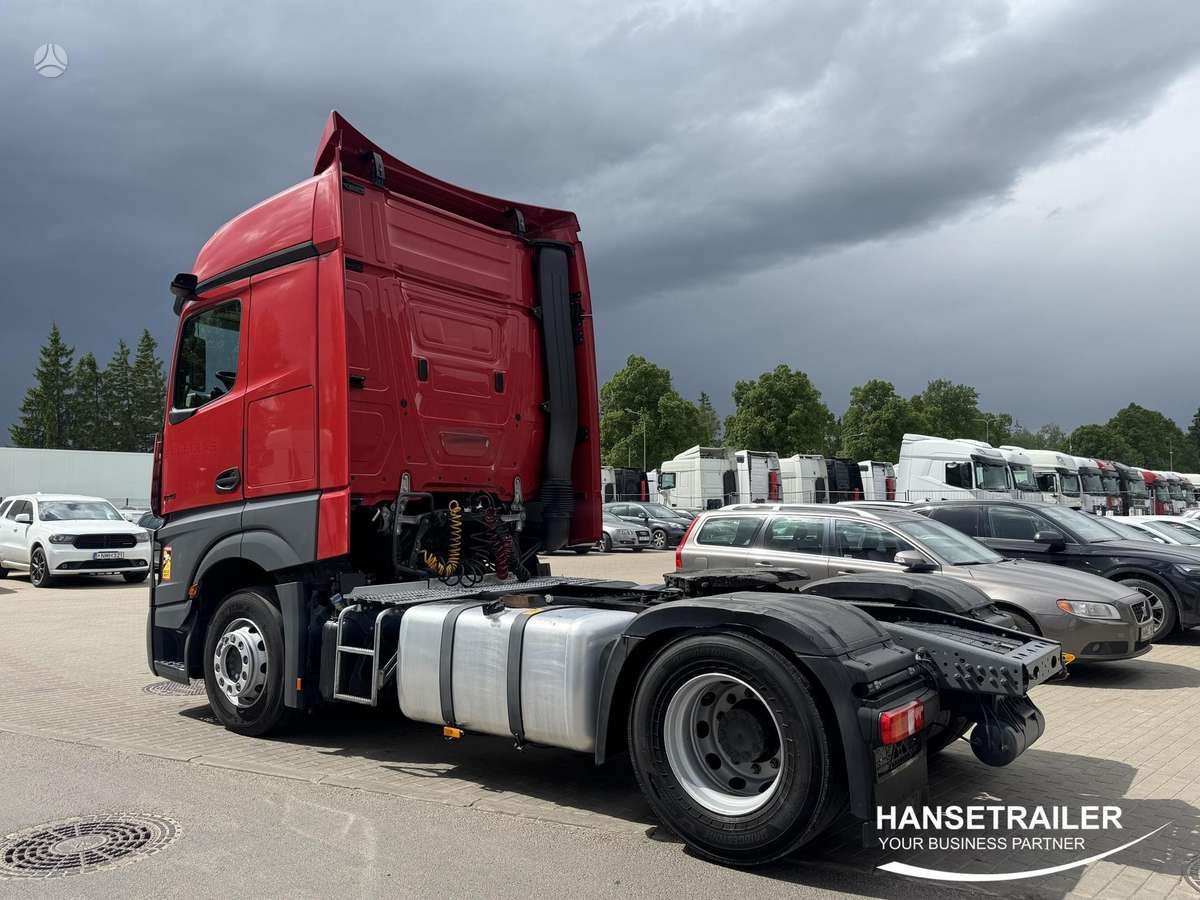 Mercedes-Benz Actros 1845 Big Space, double sleeper