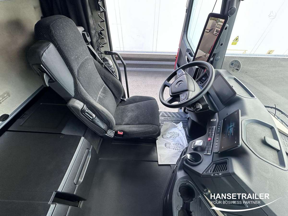 Mercedes-Benz Actros 1845, double sleeper