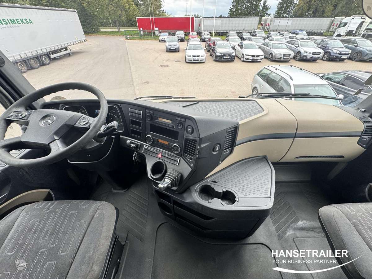 Mercedes-Benz Actros 1845, double sleeper