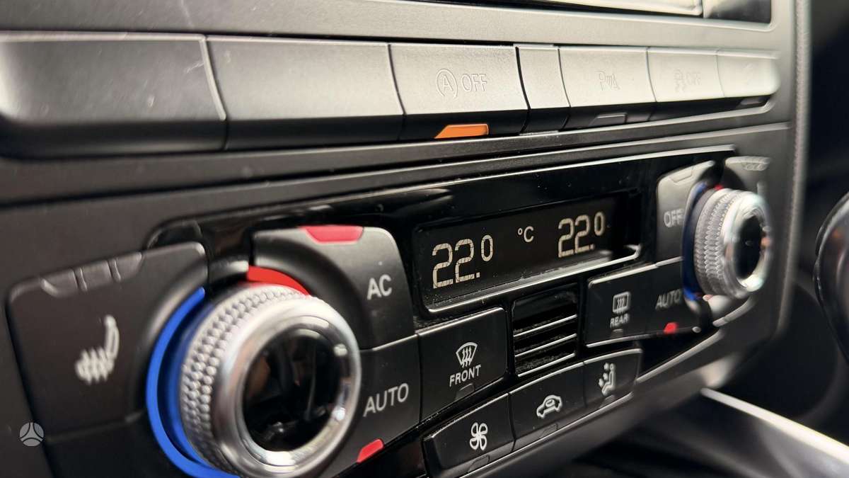 Audi Q5, 3.0 l., off-road / crossover