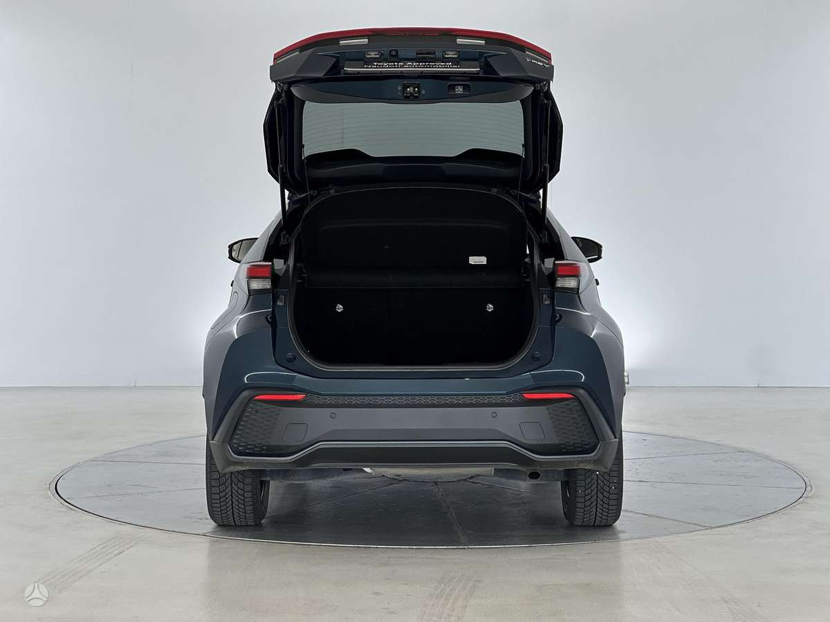 Toyota C-HR - 10