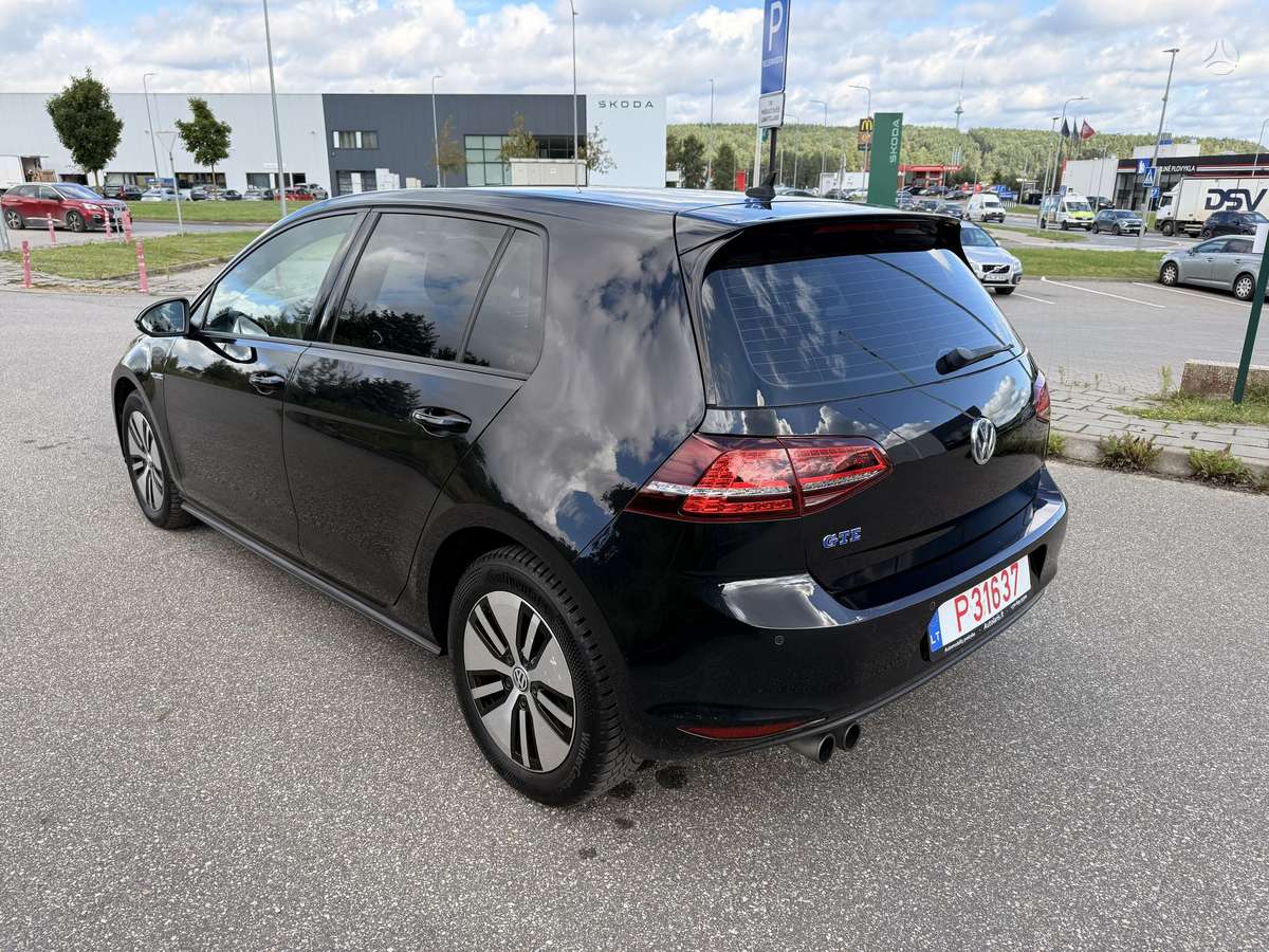 Volkswagen Golf - 7