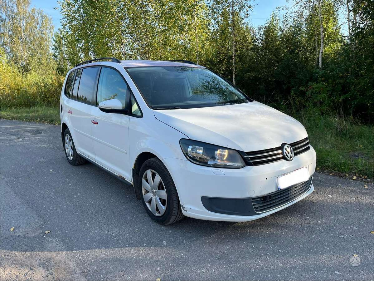 Volkswagen Touran - 3