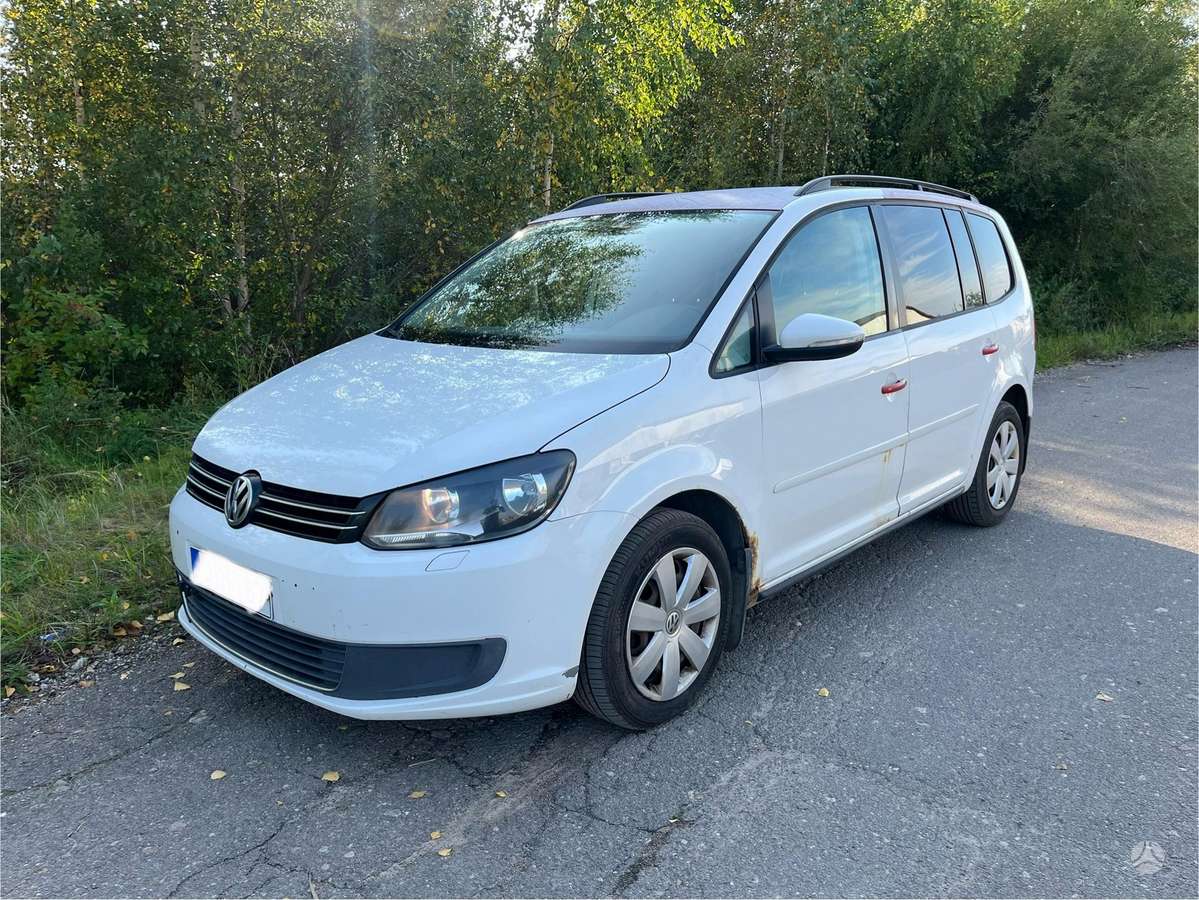 Volkswagen Touran - 1