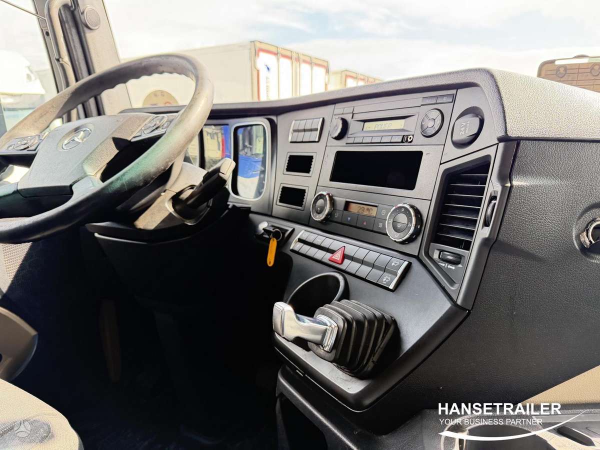 Mercedes-Benz Actros 1845 LS, double sleeper
