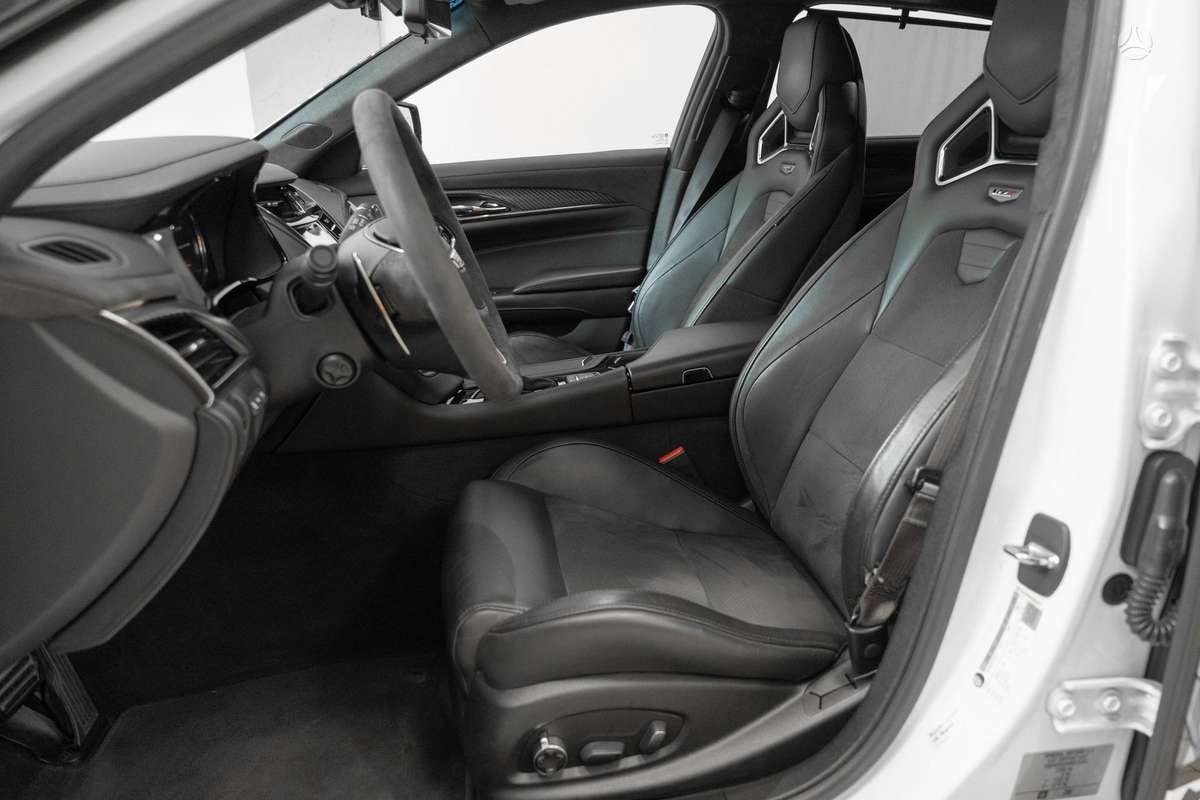 Cadillac CTS, 6.2 l., Седан