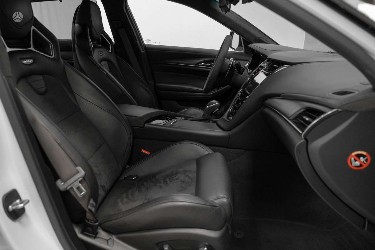 Cadillac CTS, 6.2 l., Седан