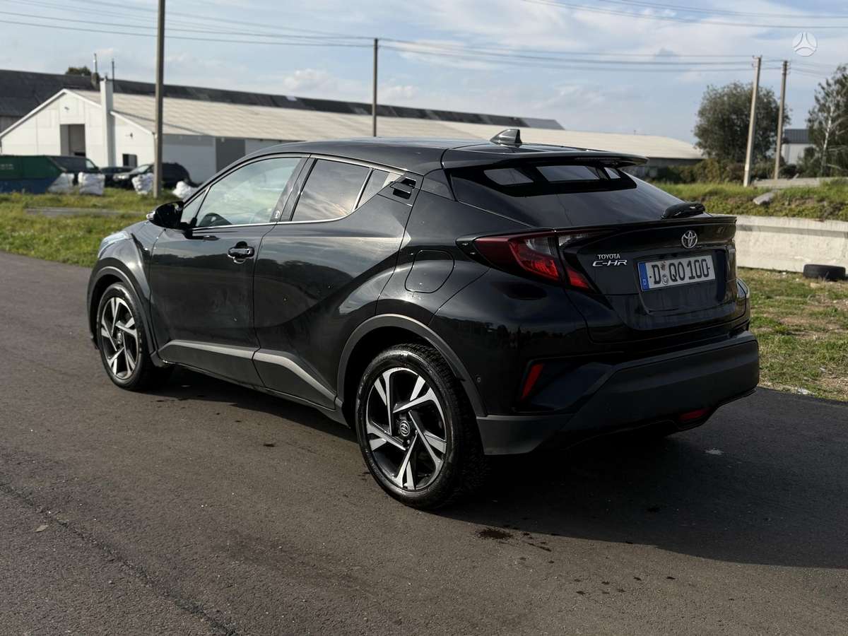 Toyota C-HR - 6