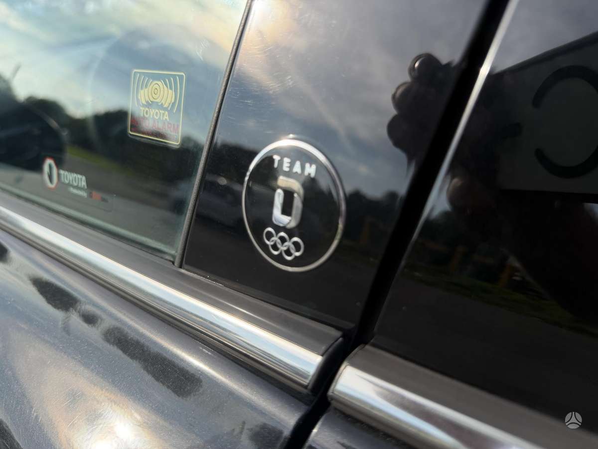 Toyota C-HR - 12