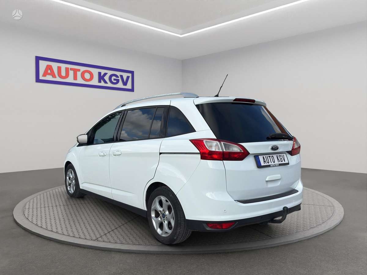 Ford Grand C-MAX - 3