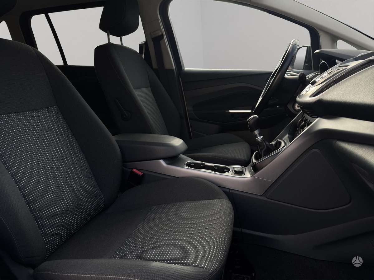 Ford Grand C-MAX - 8