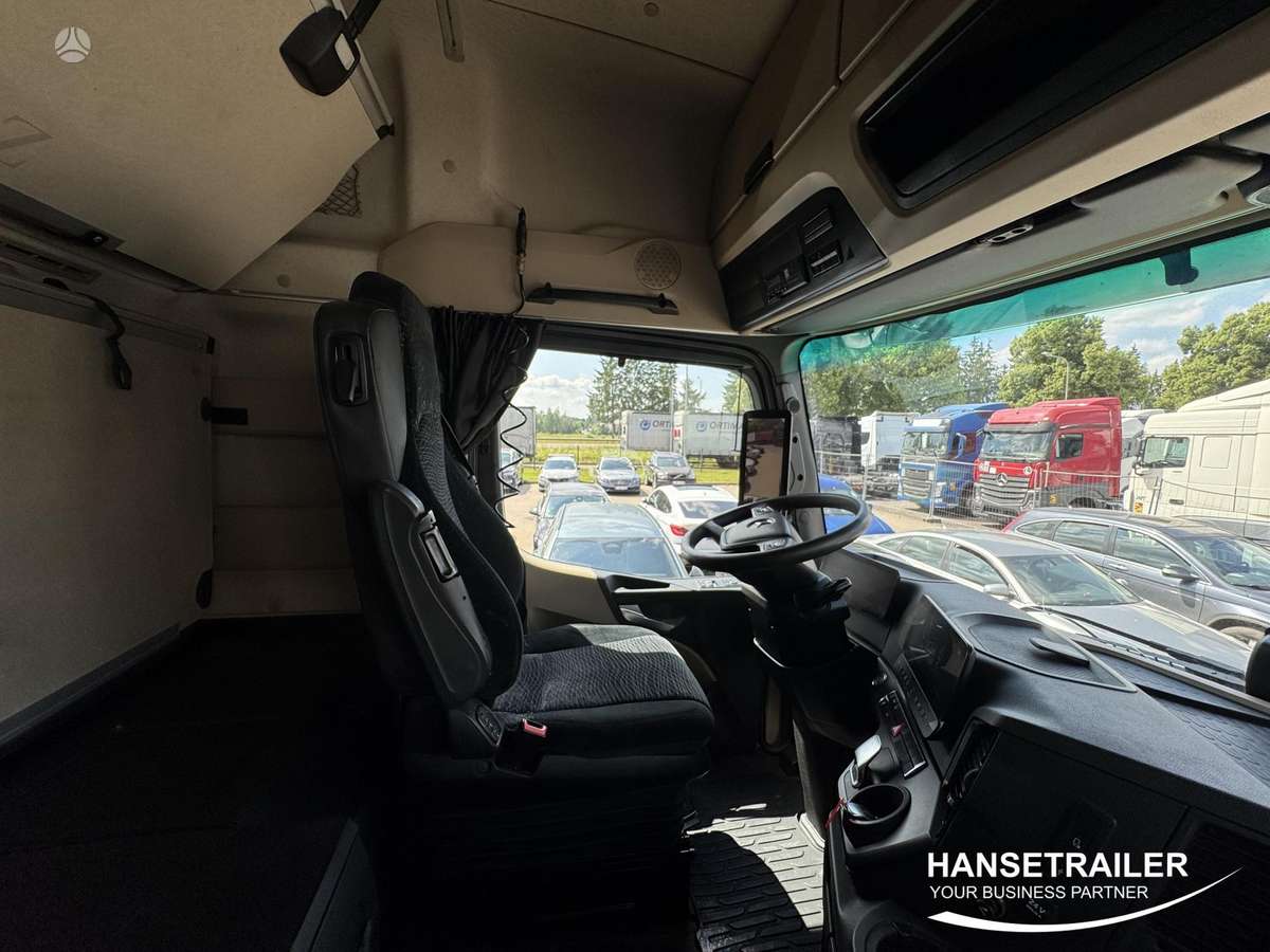 Mercedes-Benz Actros 1845 Big Space, double sleeper
