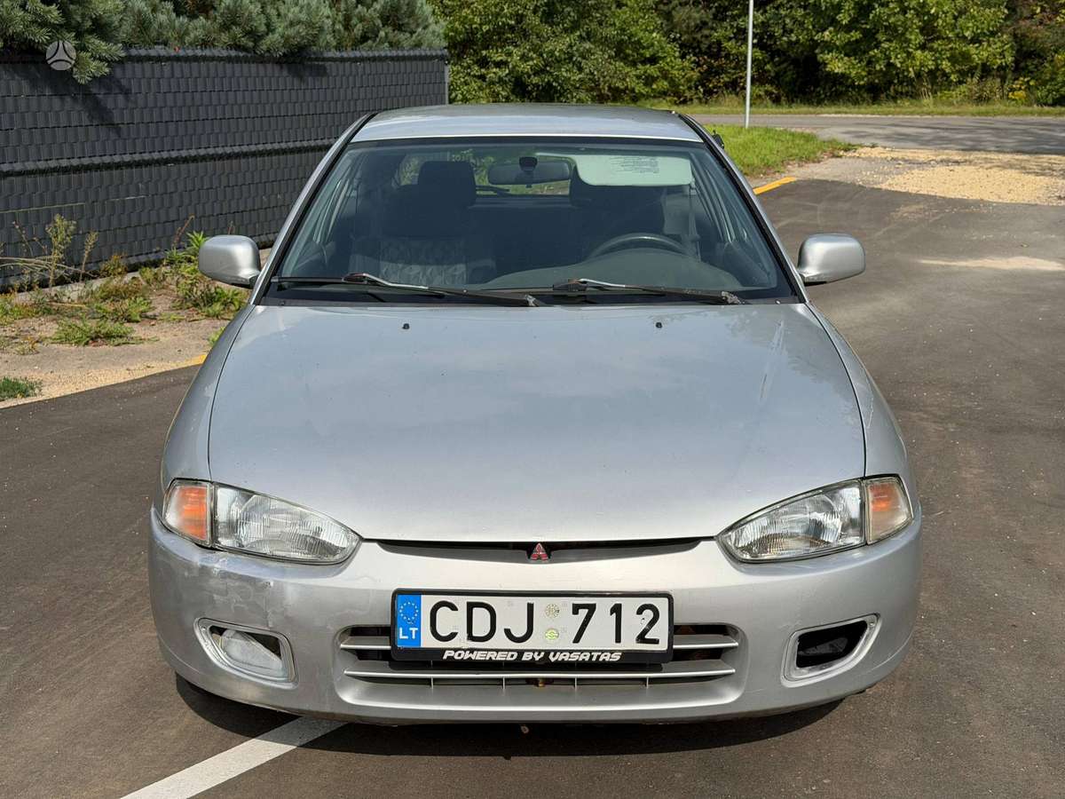 Mitsubishi Colt, 1.3 l., hatchback