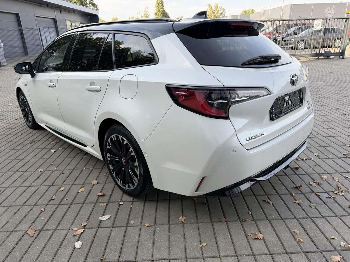 Toyota Corolla - 3
