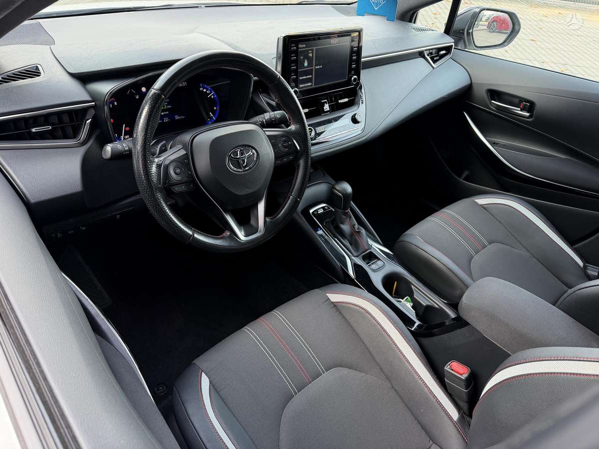 Toyota Corolla - 7