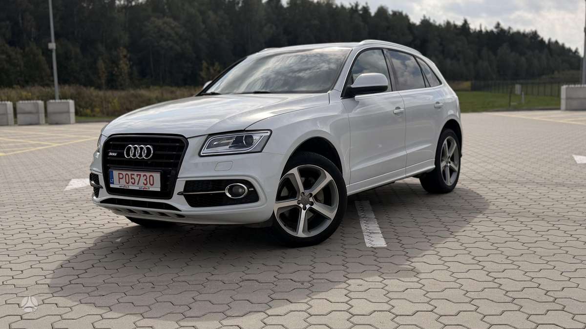 Audi Q5, 3.0 l., off-road / crossover