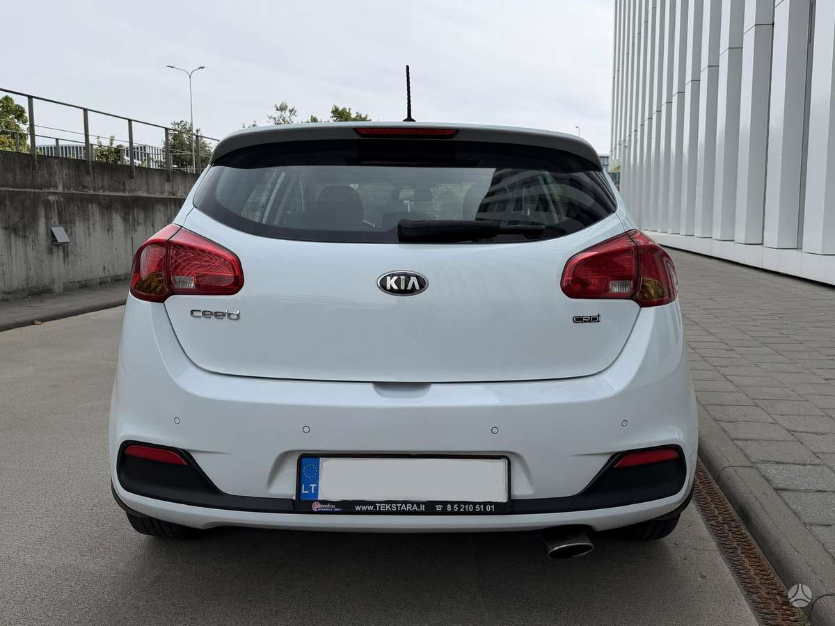 KIA Ceed - 4
