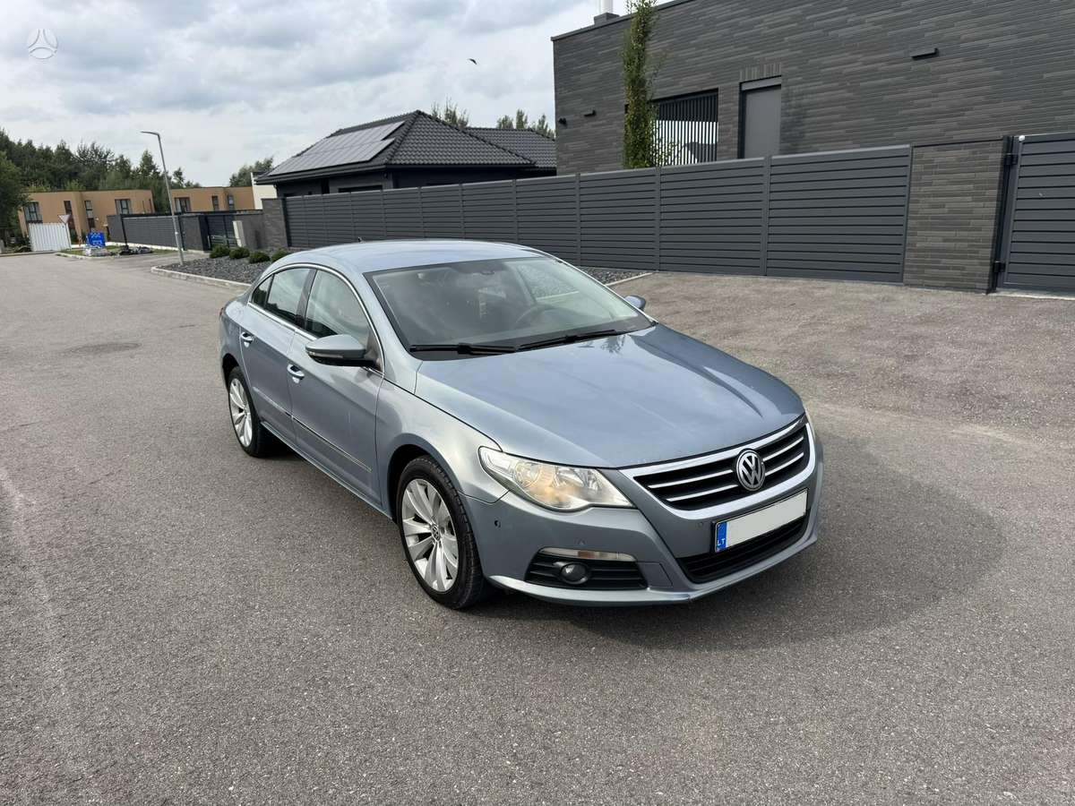 Volkswagen Passat CC - 2