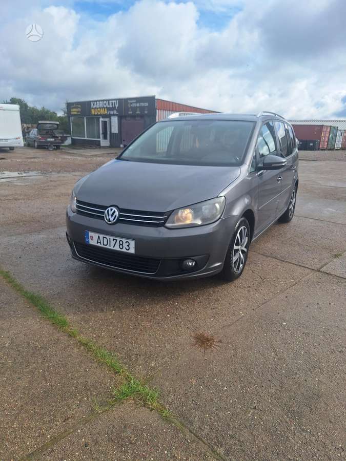Volkswagen Touran - 2