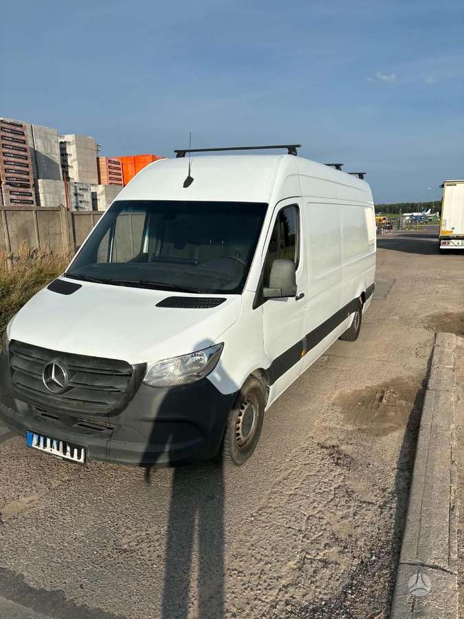 Mercedes-Benz Sprinter - 3
