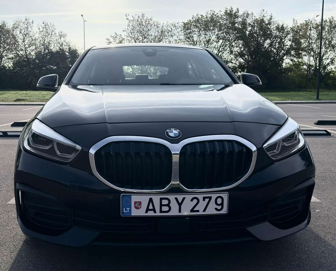 BMW 116, 1.5 l., hatchback