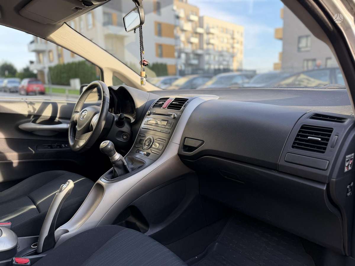 Toyota Auris - 9
