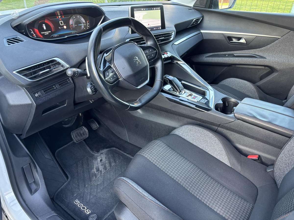 Peugeot 3008 - 8