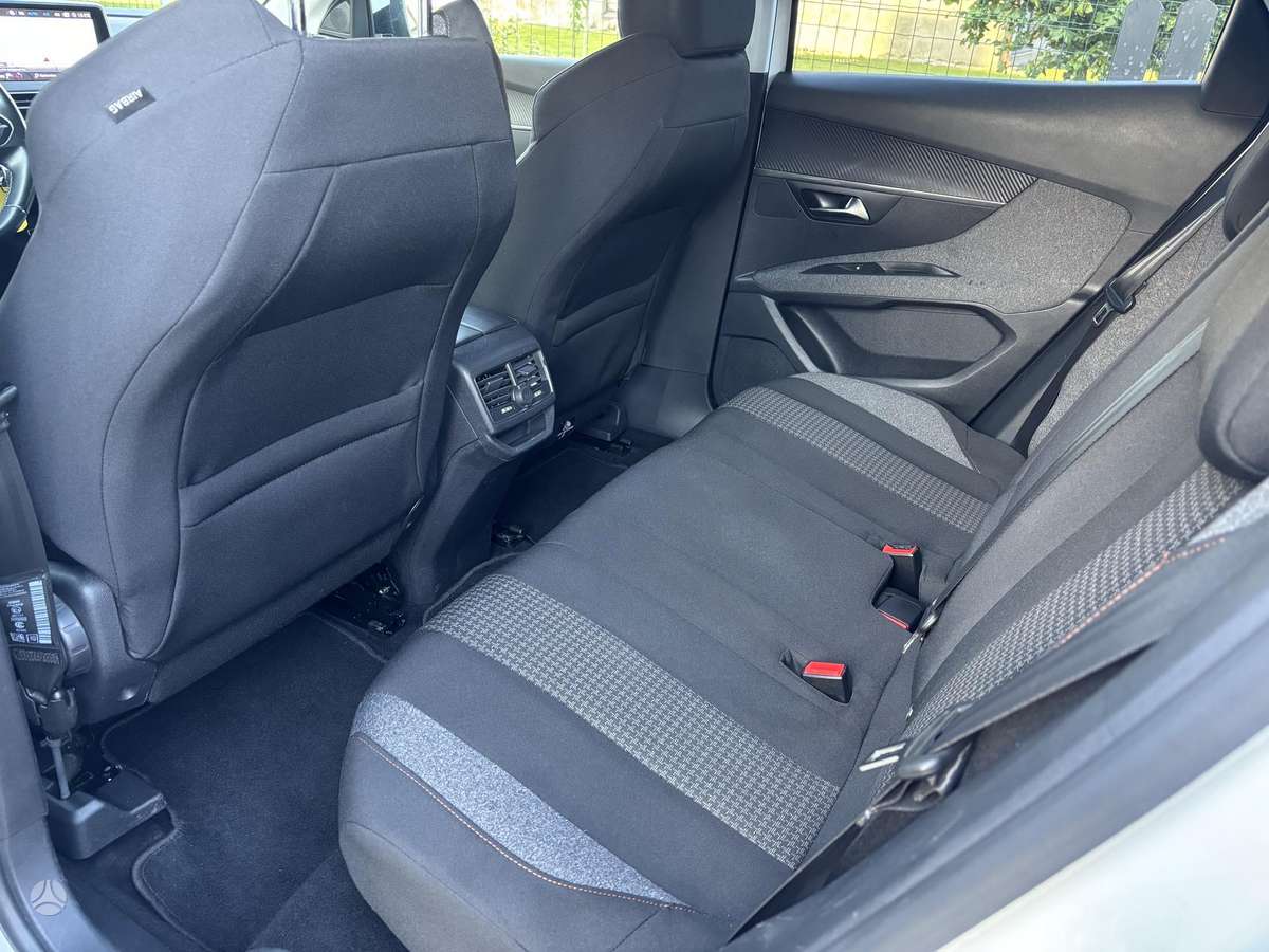 Peugeot 3008 - 10
