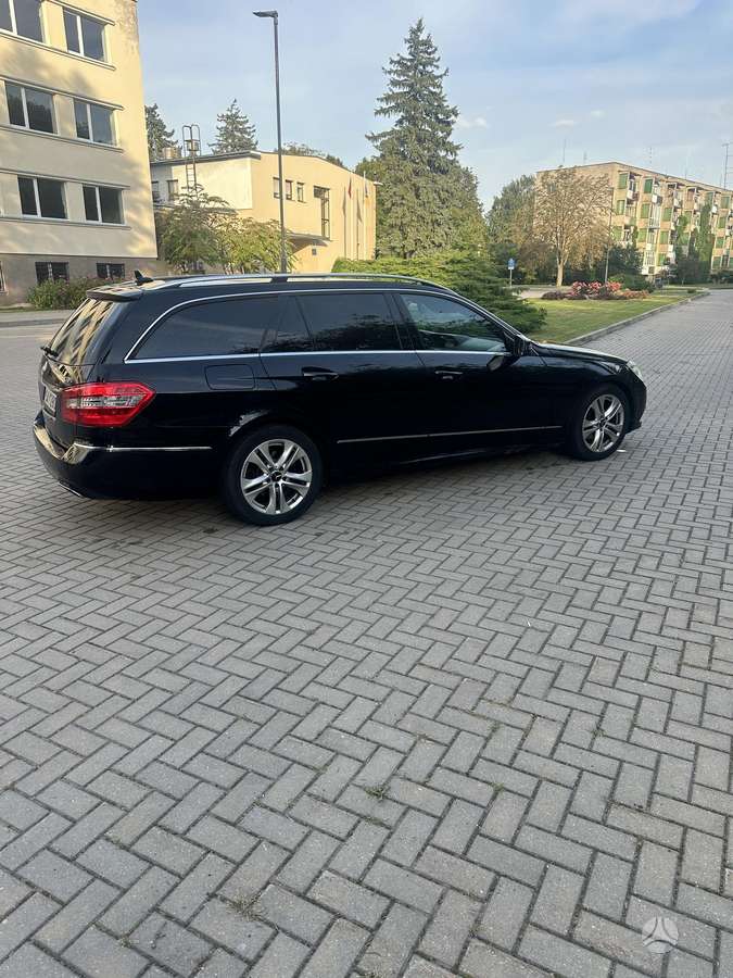 Mercedes-Benz E220, 2.1 l., wagon