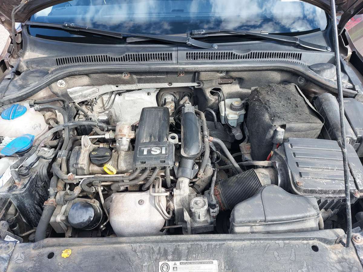 Volkswagen Jetta - 6