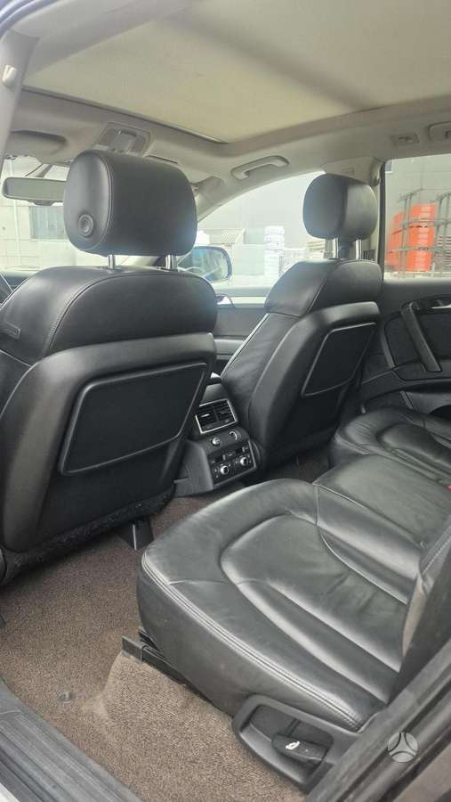 Audi Q7 - 9