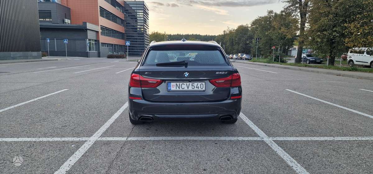 BMW 540, 3.0 l., wagon