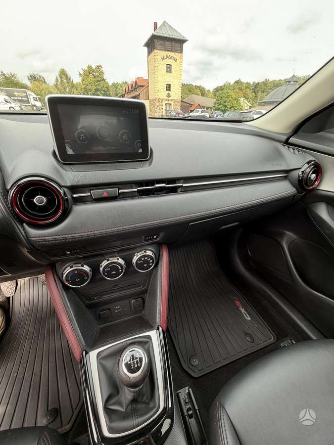 Mazda CX-3, 1.5 l., Внедорожник / Кроссовер