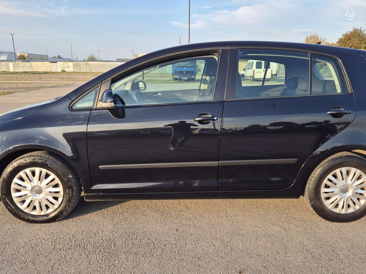 Volkswagen Golf Plus - 7