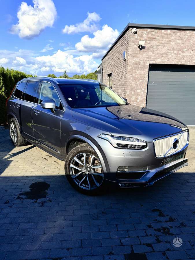 Volvo XC90 - 2