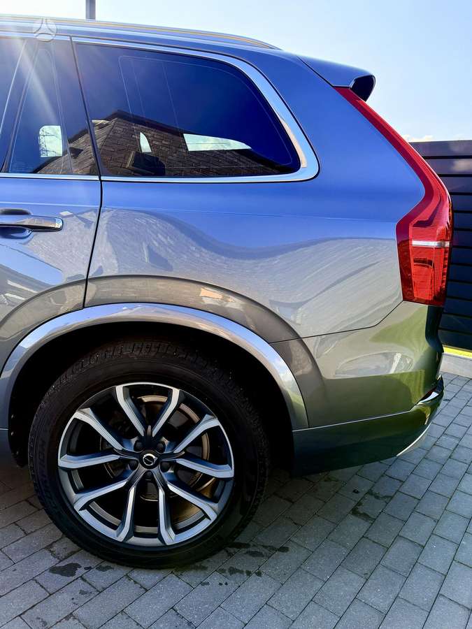 Volvo XC90 - 9