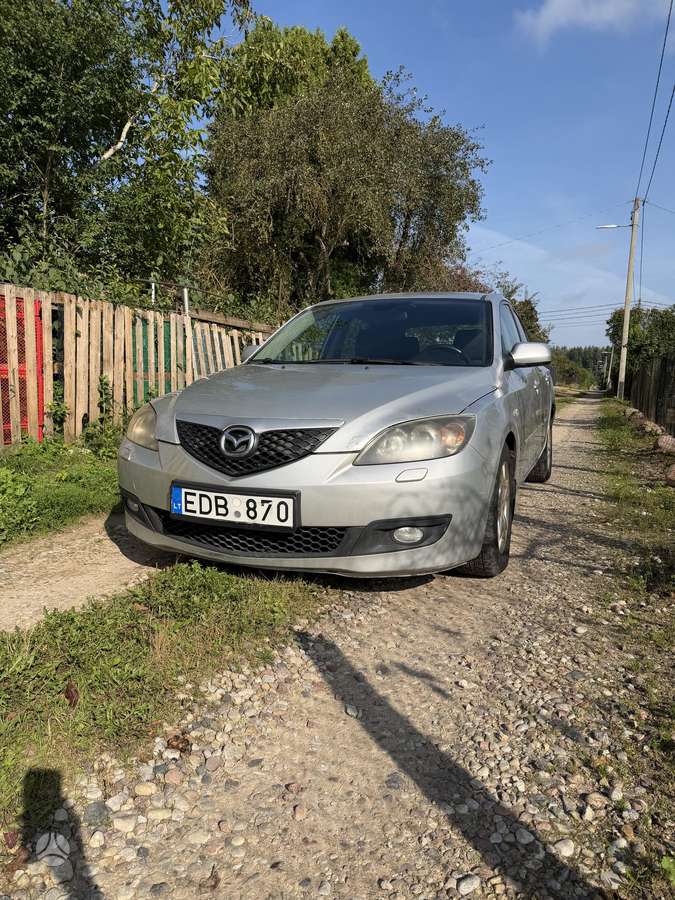 Mazda 3, 1.6 l., hatchback