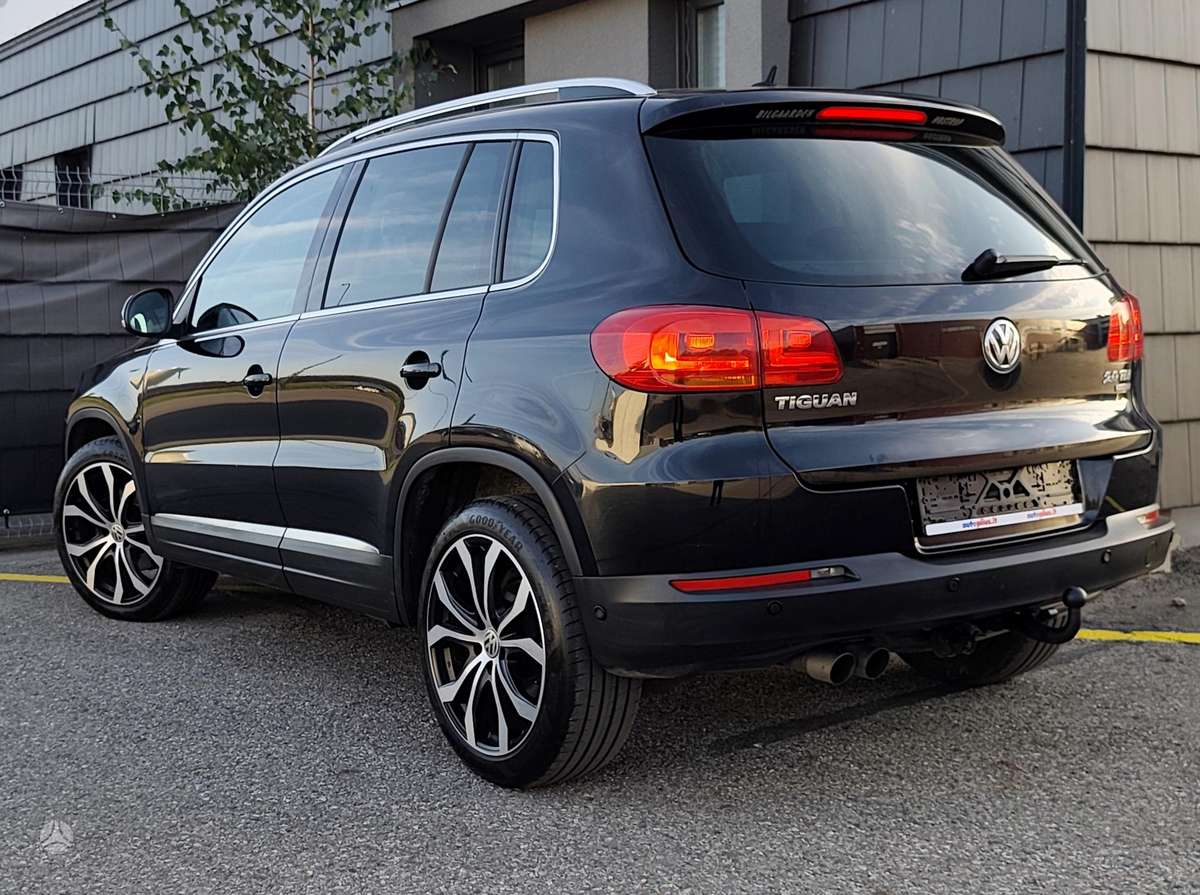 Volkswagen Tiguan - 4