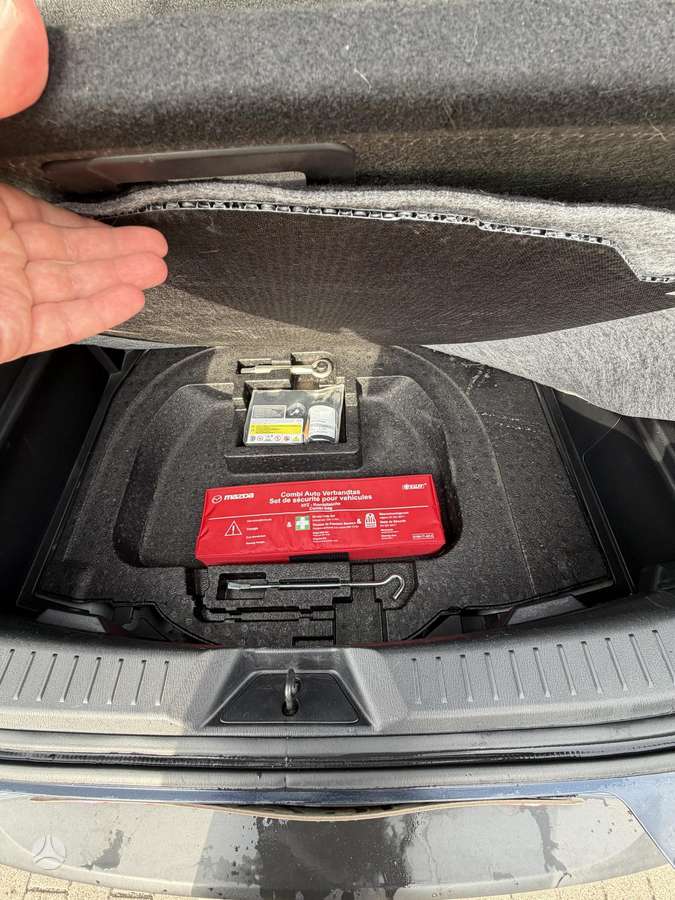 Mazda CX-3, 1.5 l., Внедорожник / Кроссовер