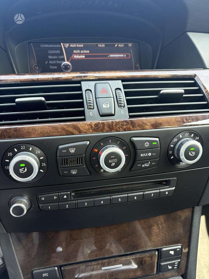BMW 523, 2.5 l., Седан