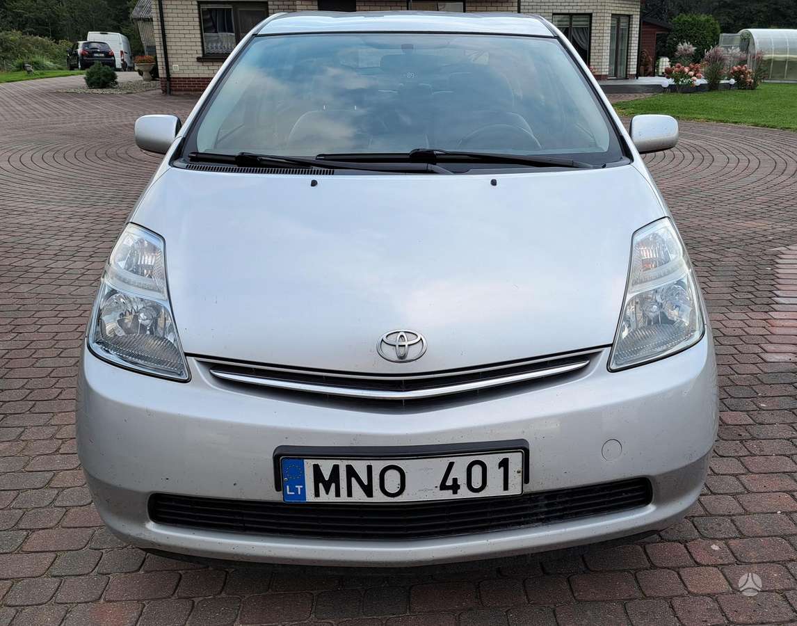 Toyota Prius - 6